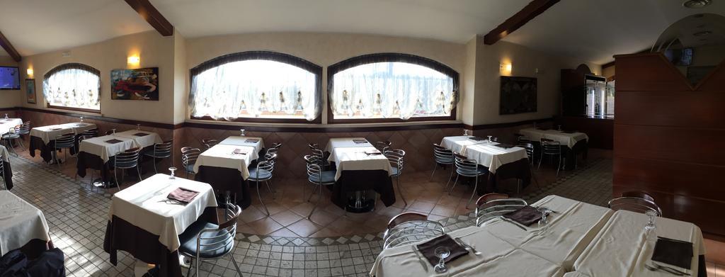 La Locanda Del Cavaliere Borgo Montello Exterior foto